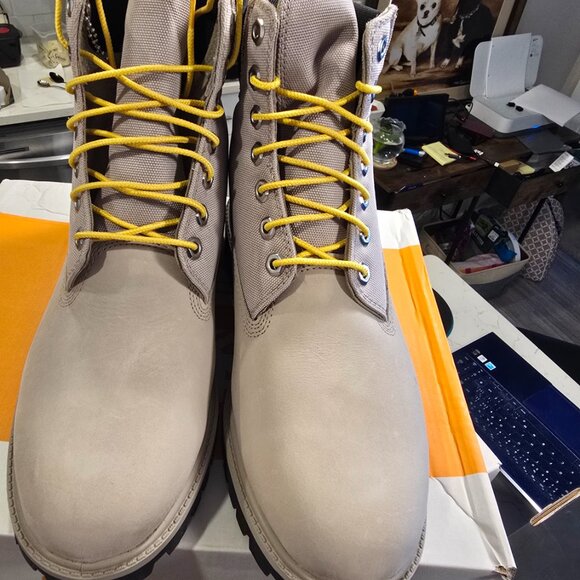 Timberland® Men's HERITAGE 6 INCH WATERPROOF Grey / Black / Yellow Mens Sz 9 NEW - Picture 5 of 13
